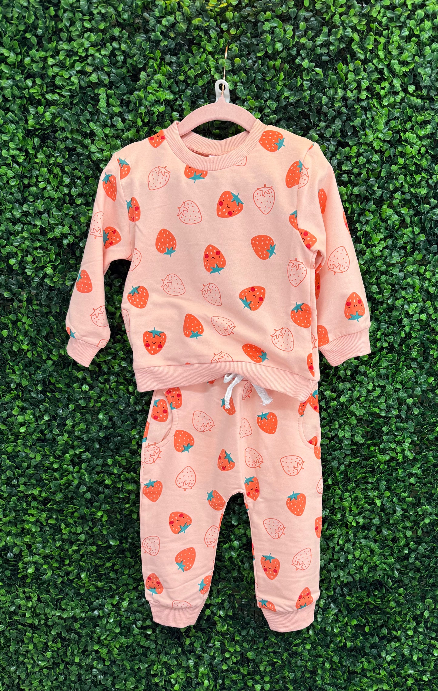 Little Strawberries Jogger set