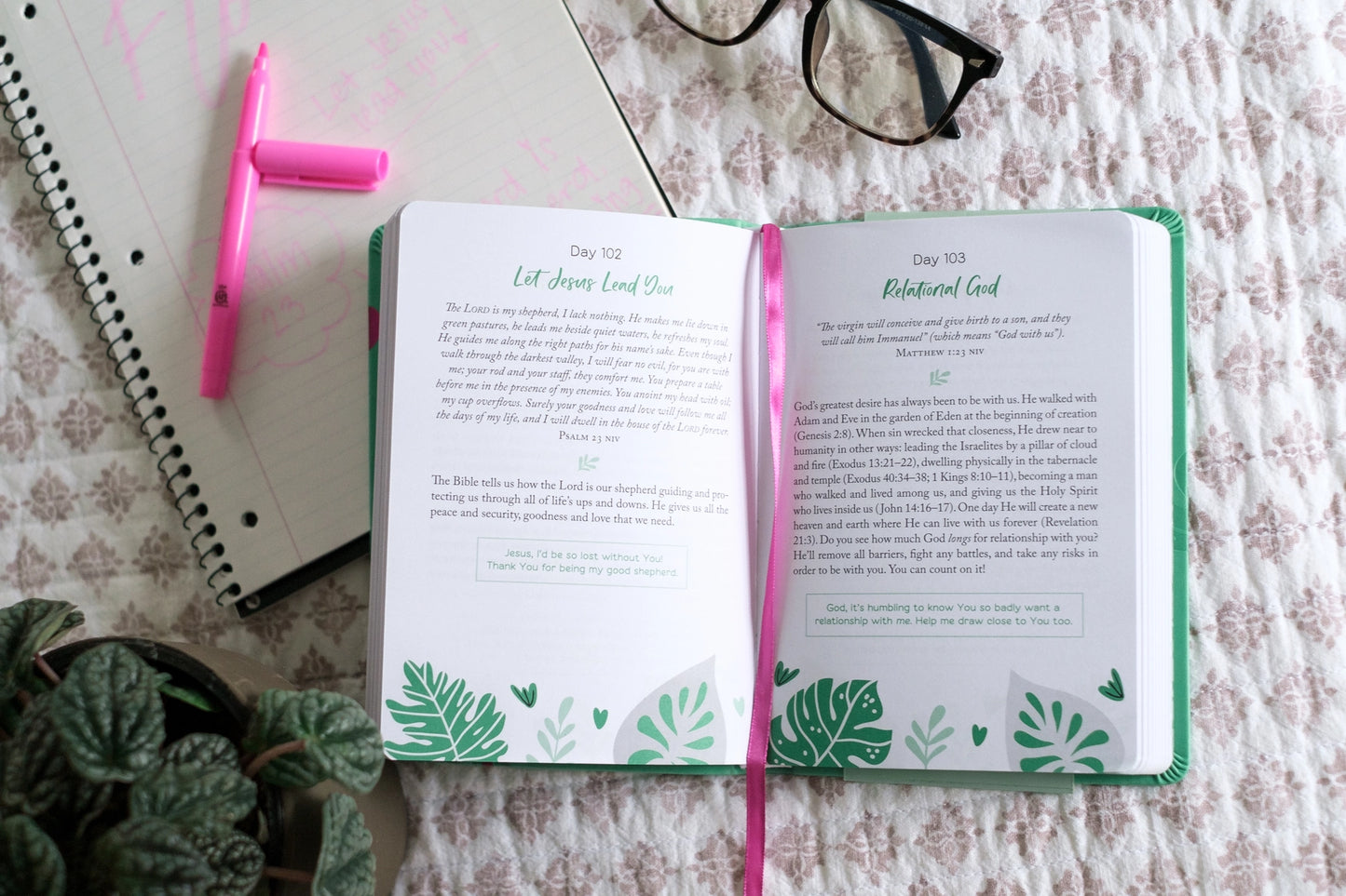 Flourish-Daily Devotional for teen girls