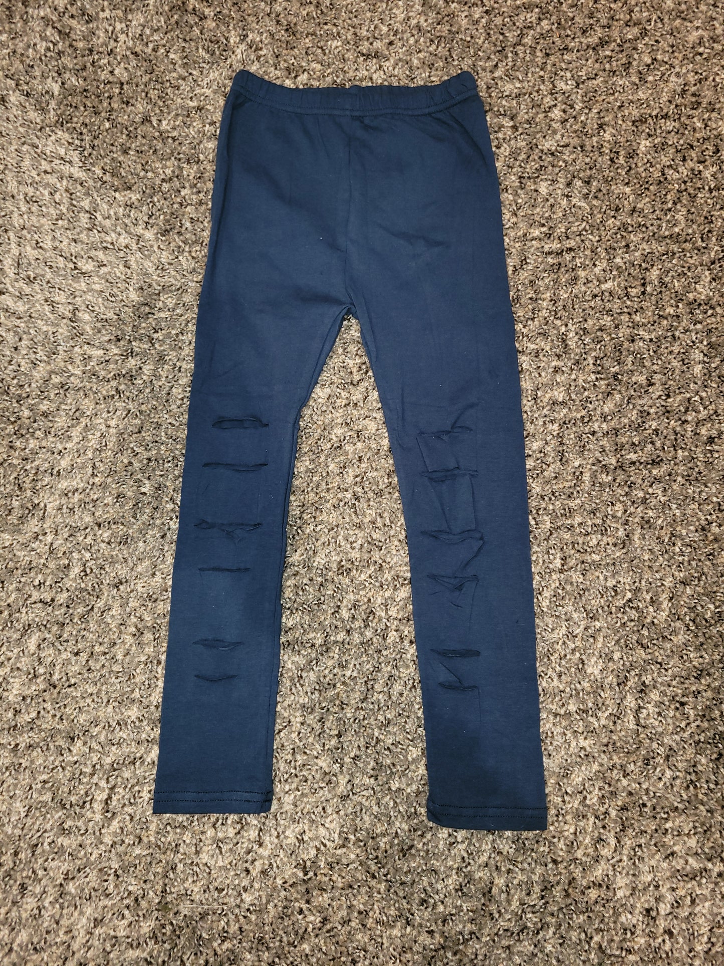 Distressed leggings