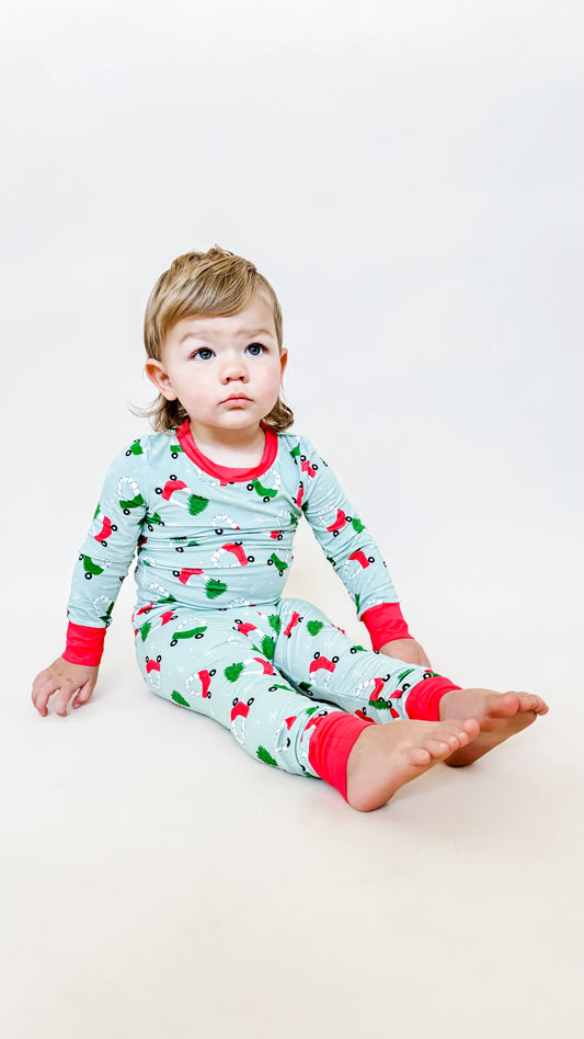 Cozy Coupe Christmas Two Piece