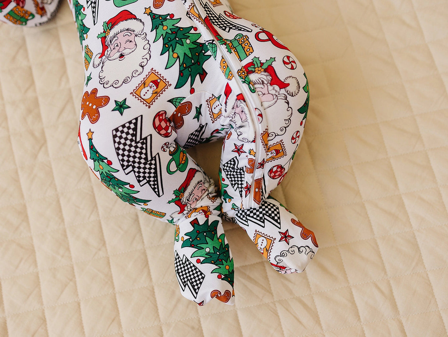 Chrismas Vibes Bamboo Jammies- zippy