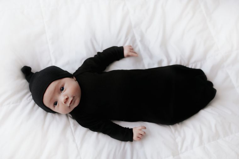 Black Ribbed Knotted Gown and Hat